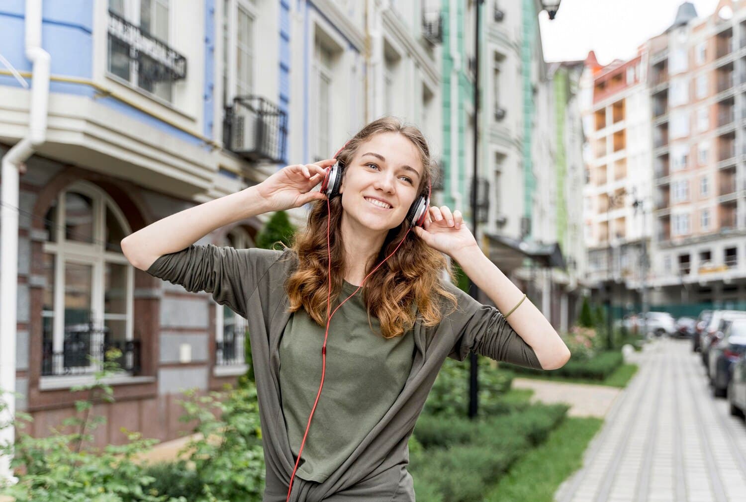 Dealing with Noise Pollution: Finding Quiet in Chaotic Cities