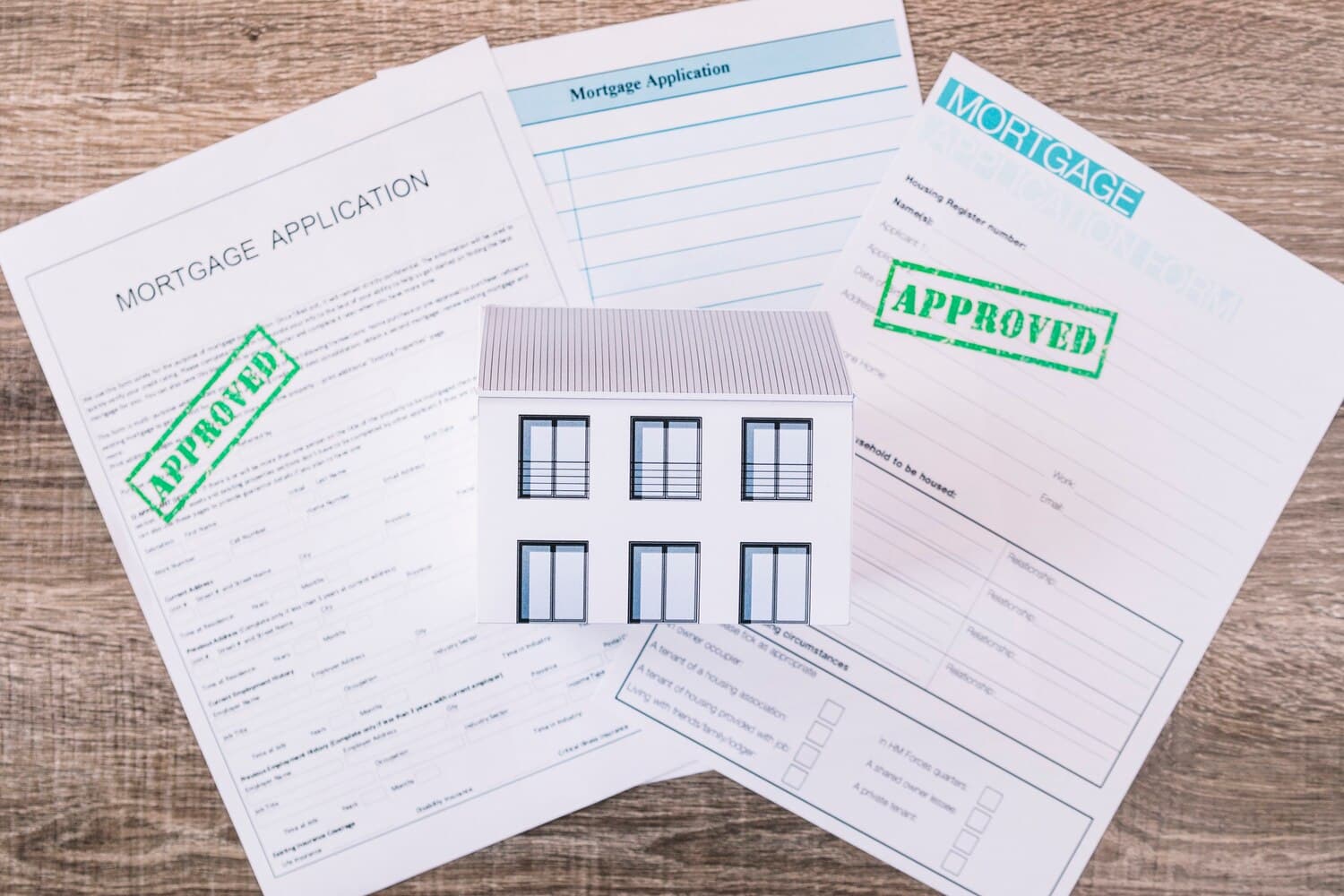 Decoding Your German Rental Contract (Mietvertrag): A Clause-by-Clause Review