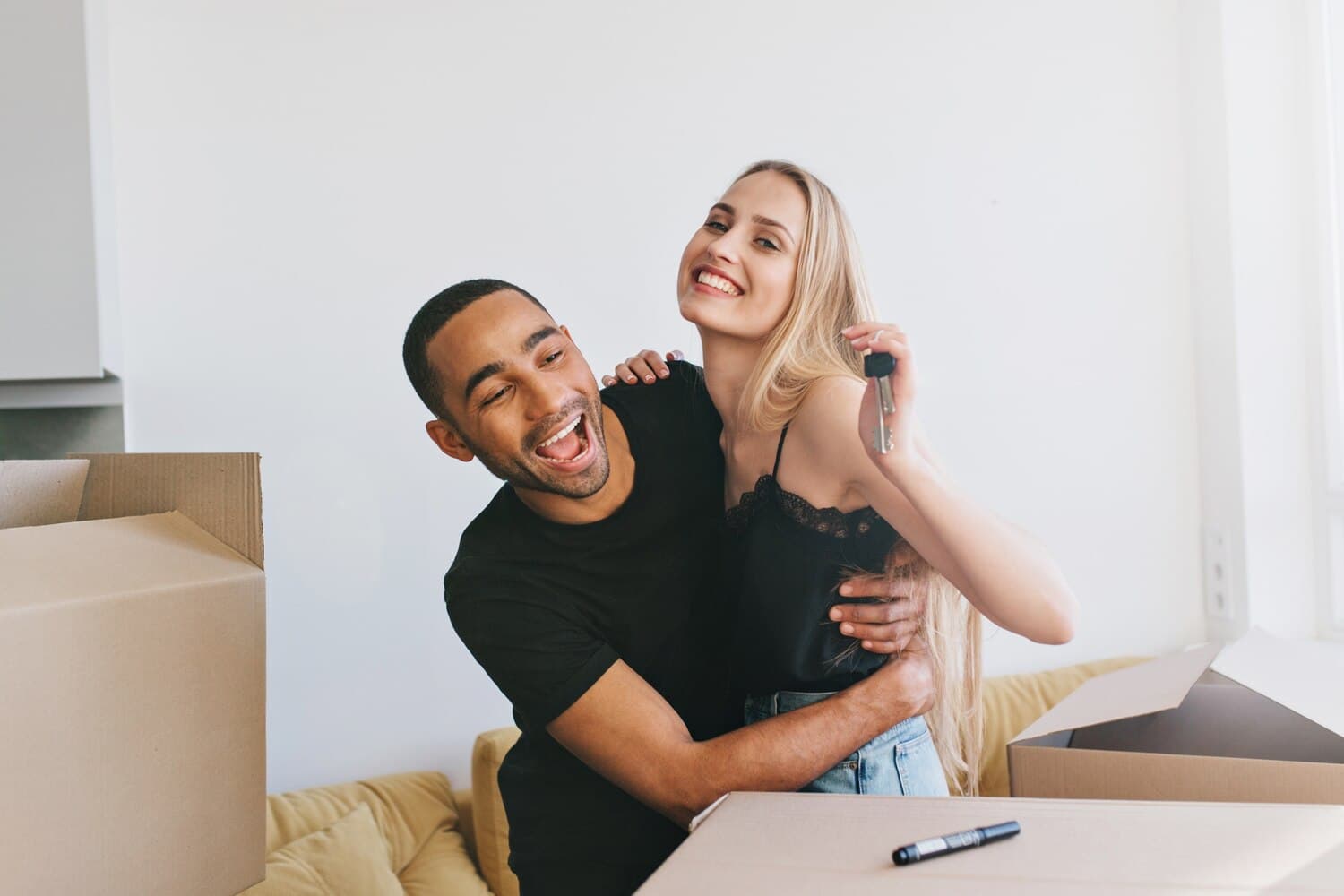 ImmoScout24 vs. Kleinanzeigen: Where to Find Your First German Apartment in 2026
